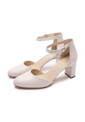 Туфли с ремешком