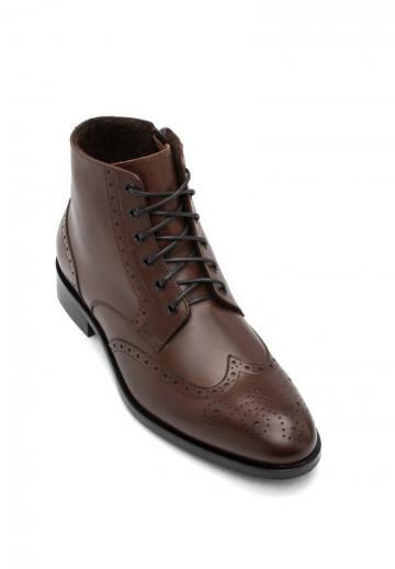 Ботинки на шнуровке