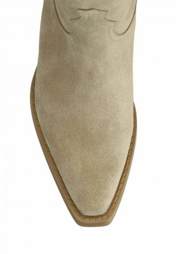 Ковбойские сапоги