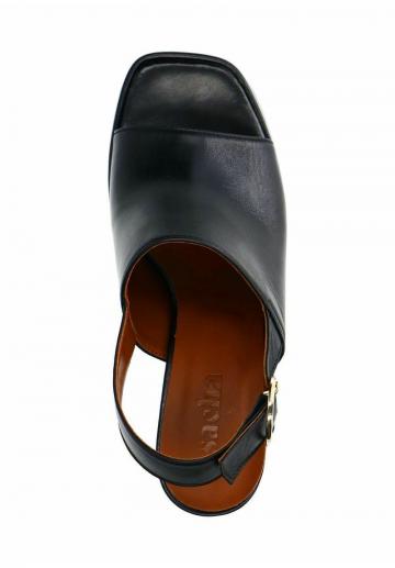 Босоножки на платформе