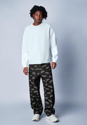 Прямые джинсы