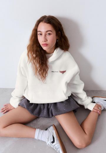 Пуловер с капюшоном