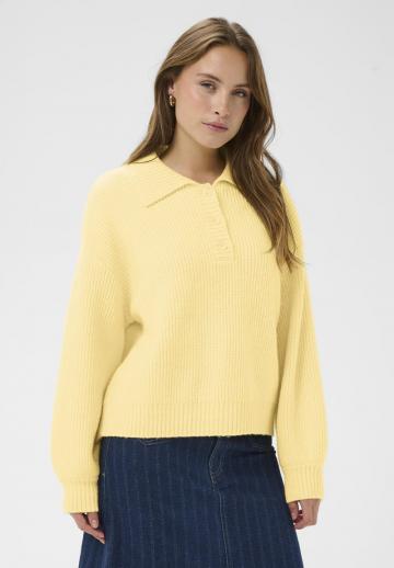 Пуловер с воротником поло