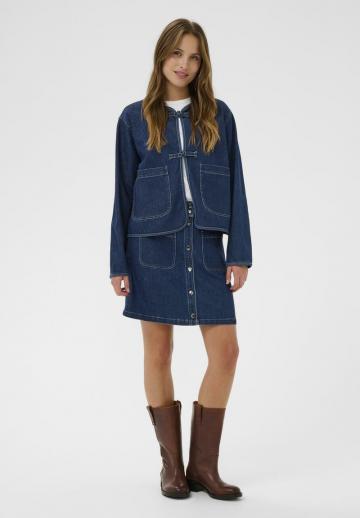 Джинсовая жилетка