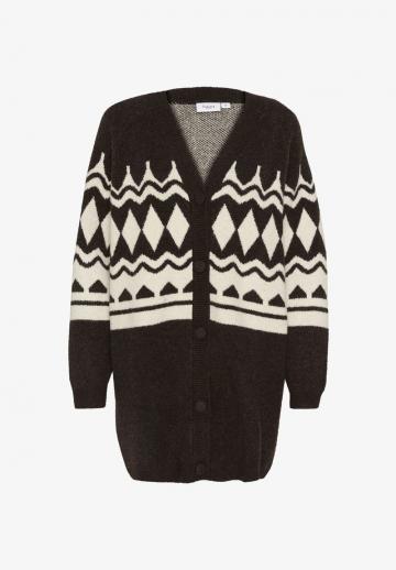 Жаккардовая вязаная кофта