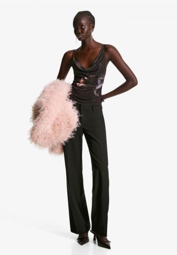 Топ на бретельках