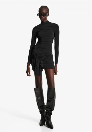 Короткое платье