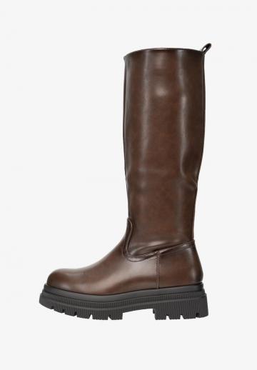 Сапоги на платформе