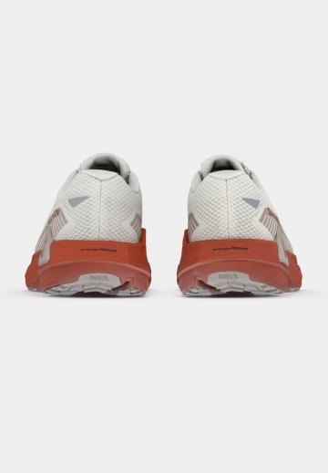 Беговые кроссовки