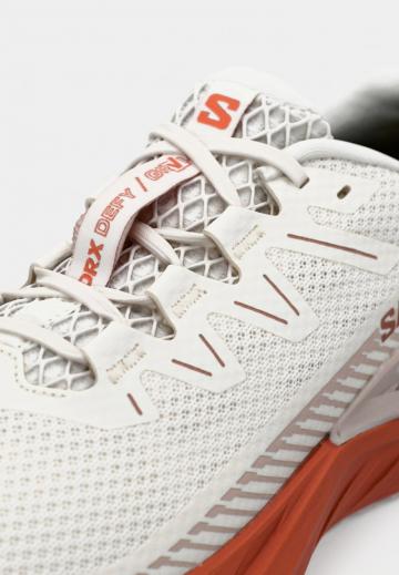 Беговые кроссовки