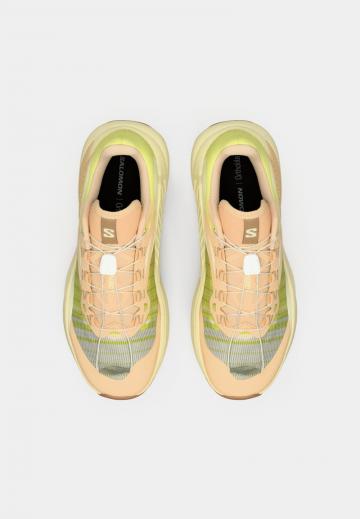 Беговые кроссовки