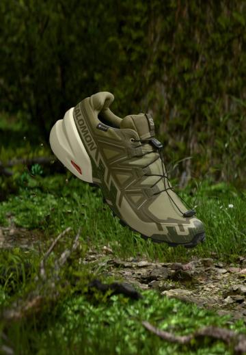 Беговые кроссовки