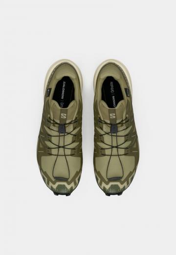 Беговые кроссовки