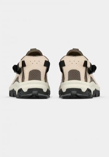 Походная обувь