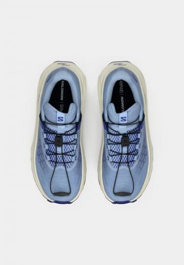 Беговые кроссовки