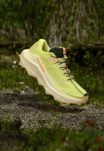 Беговые кроссовки