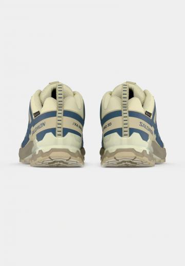 Беговые кроссовки