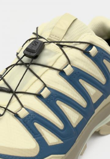 Беговые кроссовки