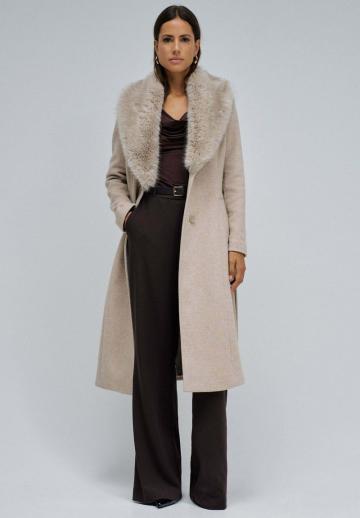 Шерстяное пальто