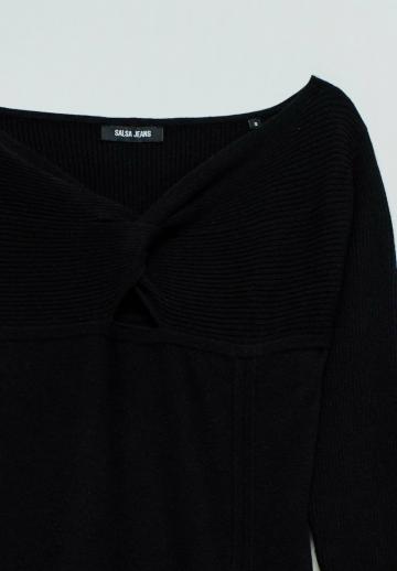 Вязаное платье