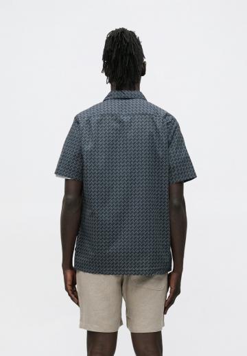 Рубашка с коротким рукавом