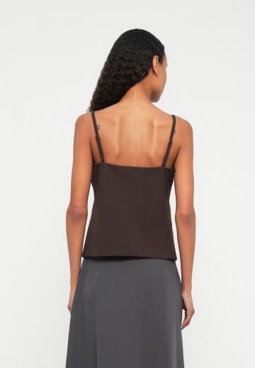 Топ на бретельках