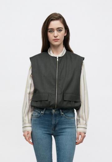 Джинсовая жилетка