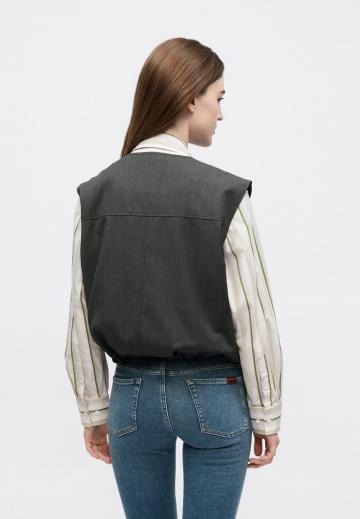 Джинсовая жилетка