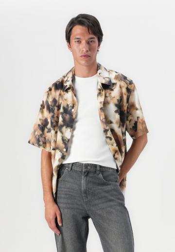 Рубашка с коротким рукавом