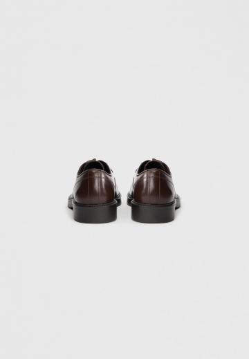 Ботинки на шнуровке