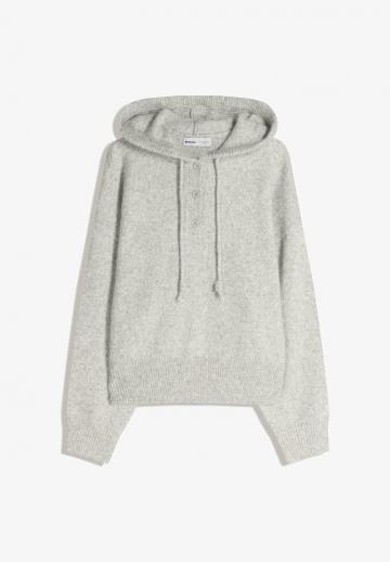 Пуловер с капюшоном