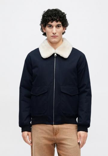 Куртка бомбер