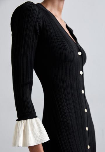 Вязаное платье