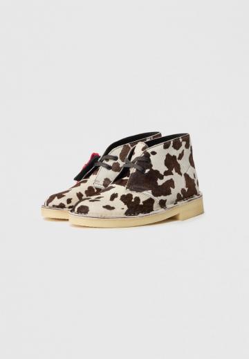 Ботинки на шнуровке