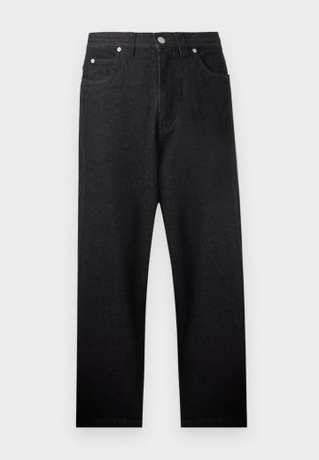 Свободные джинсы