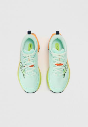 Беговые кроссовки