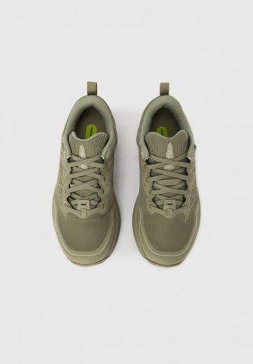 Беговые кроссовки