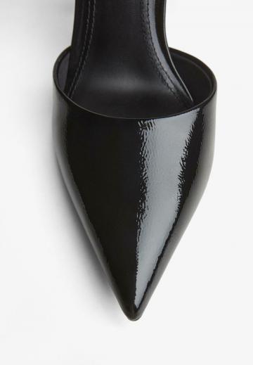 Туфли на высоком каблуке