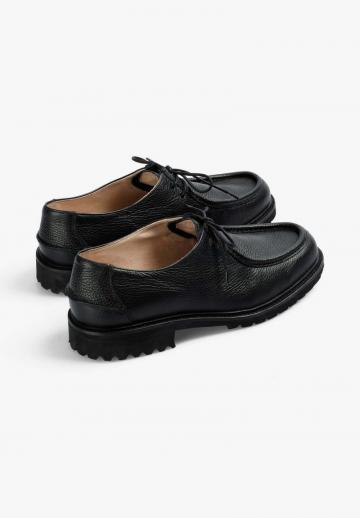 Ботинки на шнуровке