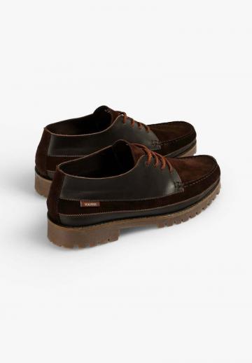 Ботинки на шнуровке