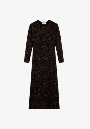 Вязаное платье