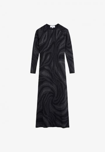 Вязаное платье