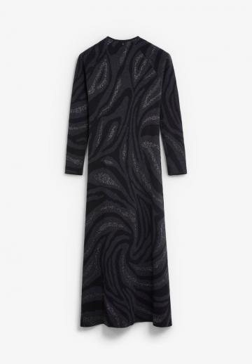 Вязаное платье