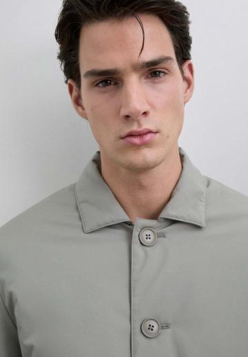 Короткое пальто