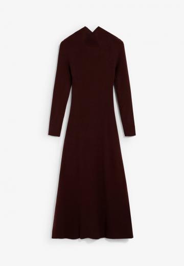 Вязаное платье