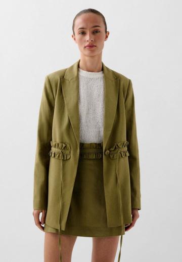 Блейзер с накладными карманами