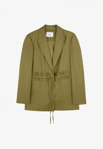 Блейзер с накладными карманами