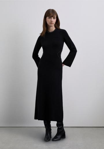 Вязаное платье