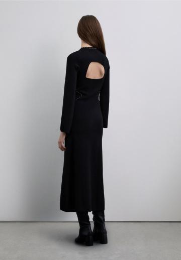 Вязаное платье