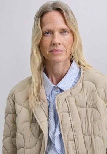 Зимняя куртка